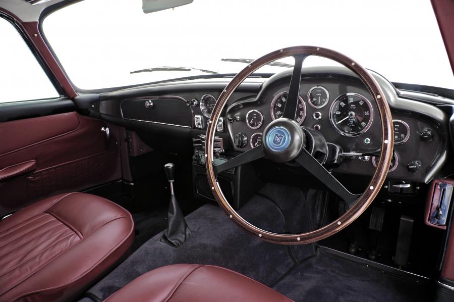 Торпедо Aston Martin DB5 (2207/R) 1965 года  (фото 12 из 19)